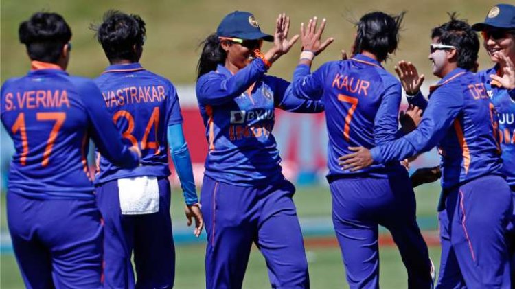 BCCI announces Annual Player Contracts for the Indian women's team.Check out complete list