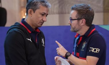 RCB yet to renew its contracts with Sanjay Bangar and Mike Hesson